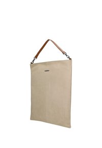 Borsa tote in camoscio beige con tracolla in pelle marrone, forma rettangolare piatta, caratterizzata da un logo discreto e una texture liscia.