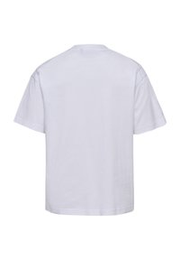 Thumbnail Image 6