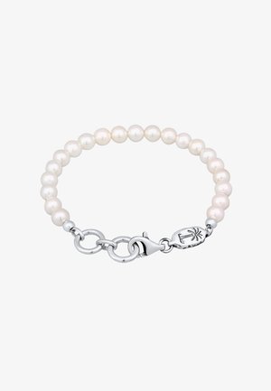 Perlenarmband mit runden, weißen Perlen, einem silbernen Verschluss und einem kreisförmigen Design, das eine glatte Textur und einen subtilen Glanz zeigt.
