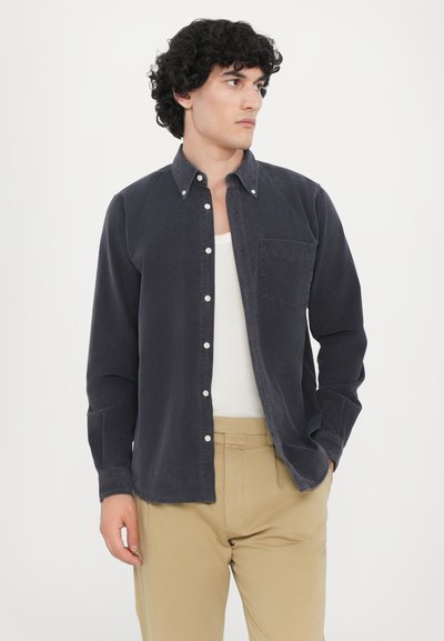 CLOSED BUTTON DOWN SHIRT - Overhemd - dark night