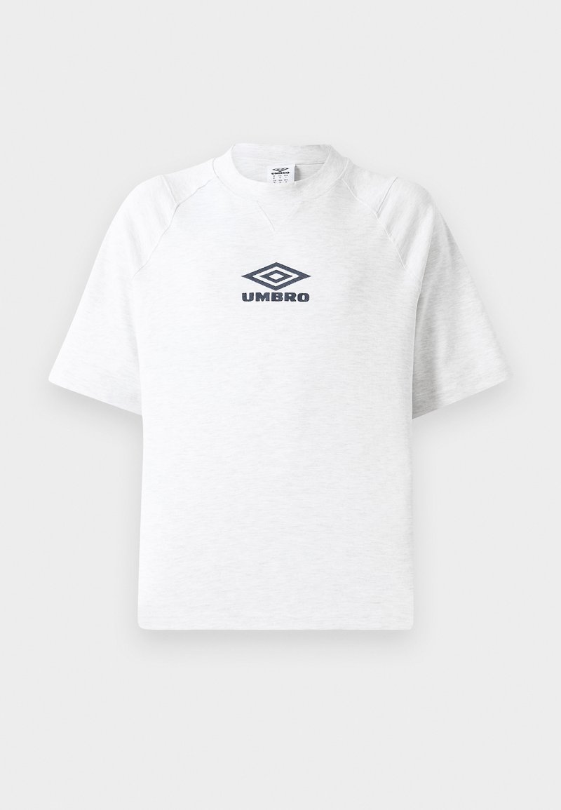 Umbro T-shirt basic lichtgrijs Umbro T-shirt basic lichtgrijs