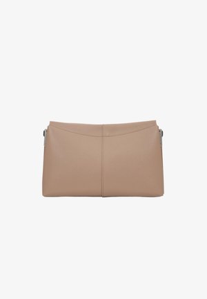 Beige faux leren clutch met een rechthoekige vorm, een gladde textuur en subtiele stiksels die verticaal in het midden lopen.
