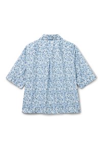 Camicia a maniche corte, con colletto, di tessuto azzurro chiaro. Presenta un motivo floreale in tonalità di blu e bianco. Il retro ha un design a pieghe.