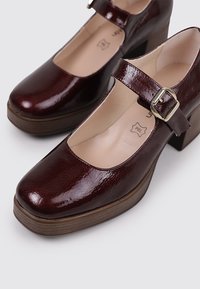 Sandra Fontán RIGA - Zapatos de plataforma - burgundy