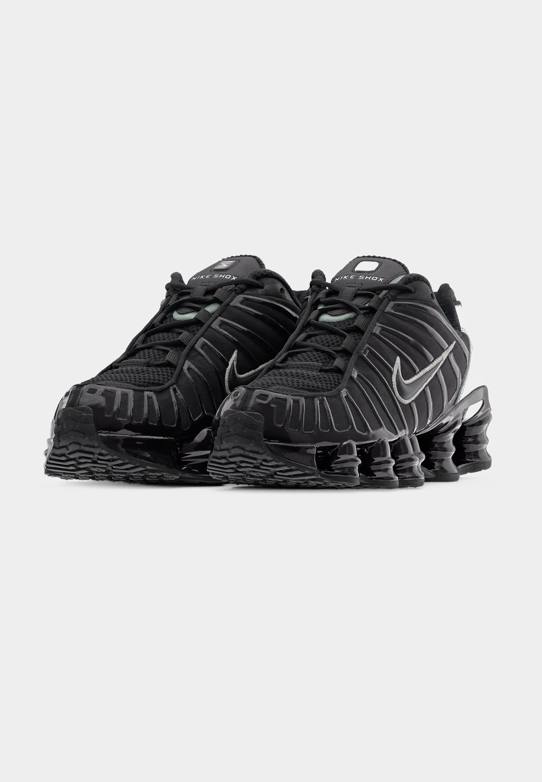 Nike Sportswear SHOX TL - Sneaker low - black/metallic silver