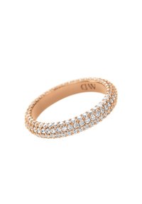 Inel din aur roz, având un brățară decorată cu mai multe rânduri de diamante mici și strălucitoare, creând un efect texturat și sclipitor.