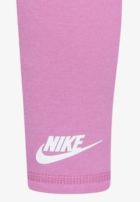 Nike Sportswear Leggings - Trousers - magic flamingo