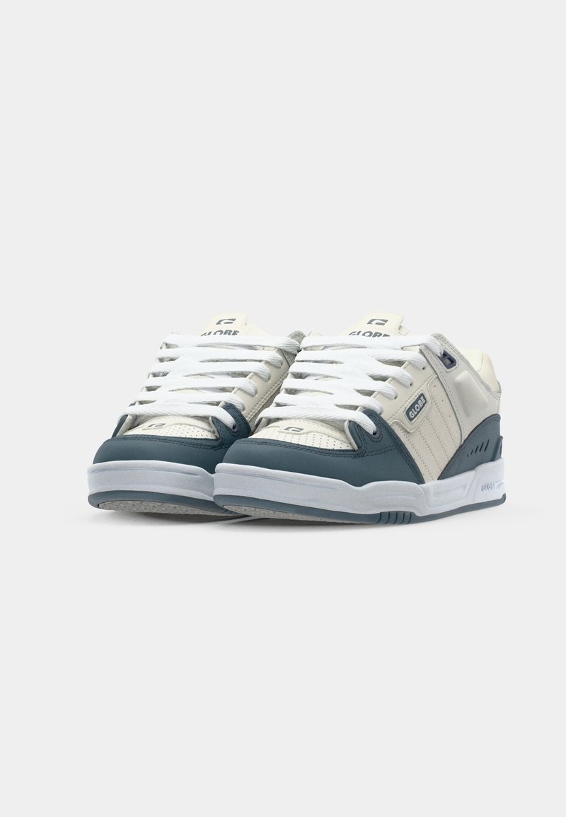 Globe Fusion Baskets Skate Homme Blanc Vert - 46 EU Globe Fusion Baskets Skate Homme Blanc Vert - 46 EU