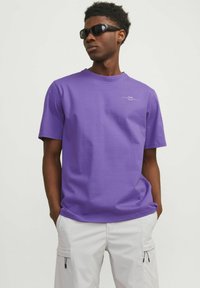 Jack & Jones GEDRUCKT RUNDHALS - Print T-shirt - deep lavender