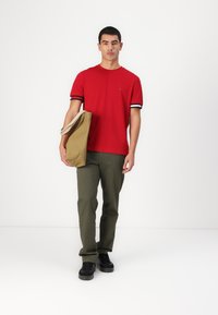 Tommy Hilfiger DENTON STRUCTURE - Chinos - army green