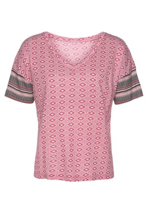 Short-sleeve, V-neck T-shirt in pink with a diamond pattern and striped accents on sleeves. Made of lightweight, soft fabric.