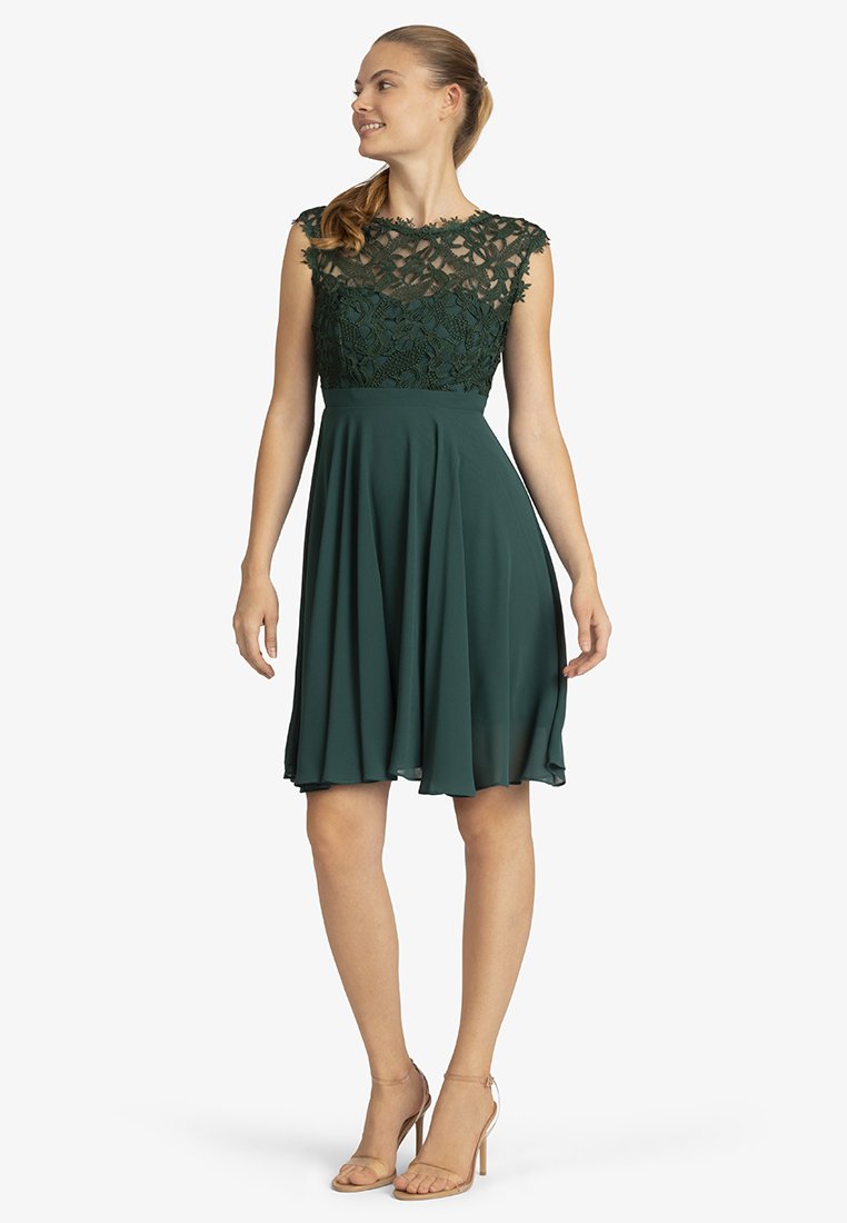 Apart Glamour Cocktailjurk groen Apart Glamour Cocktailjurk groen