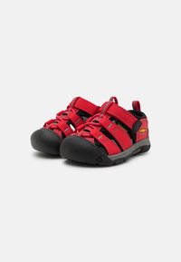 Keen Sandalias de senderismo - red