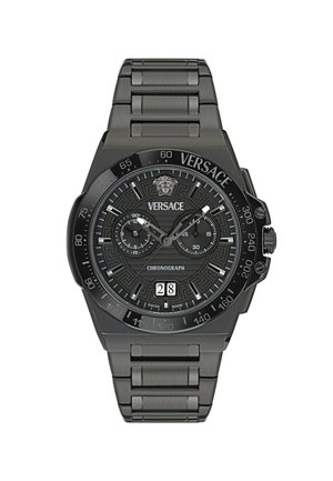 Crni Versace kronografski sat s remenom od nehrđajućeg čelika, detaljnom brojčanikom s dva podbrojčanika, prozorom za datum i logotipom Meduze na 12 sati.