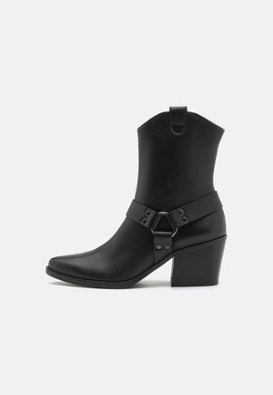 Paul Green, Bottines de cowboy / motard - black