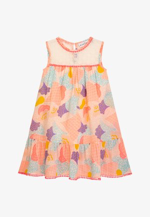 Pfirsichfarbenes Kleid mit gestuften Rüschen, bunten Blumen- und Blattmustern in Lila, Gelb und Hellblau. Transparenter Oberkörper mit Knopfverschluss hinten.