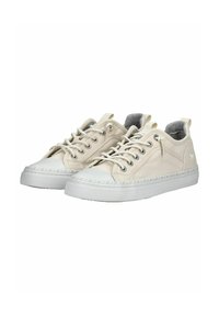 Sneaker in tela beige con punta e suola in gomma bianca. Caratterizzati da una fodera interna grigia, design con lacci e un anello sul tallone per una facile calzata.