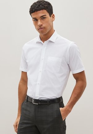 REGULAR FIT SHORT SLEEVE - Cămașă - white
