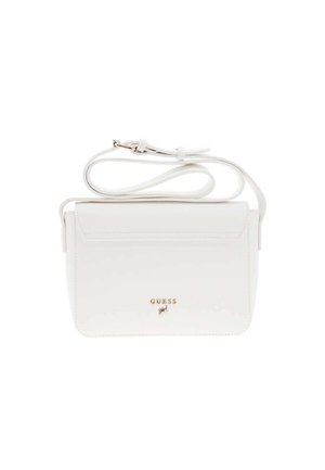 Sac bandoulière en cuir blanc avec fermeture rabat, accent logo doré, sangle réglable et texture lisse. Design compact rectangulaire.