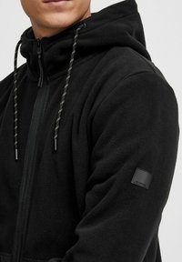 INDICODE JEANS IDMANKU - Forro polar - black