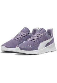 Puma ANZARUN LITE - Tekaški copati za cesto - pale plum silver mist