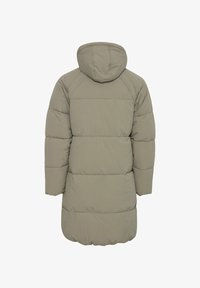 Vybrané, laurel oak