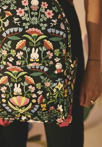 Cath Kidston COMPACT - Turistinė kuprinė - black create