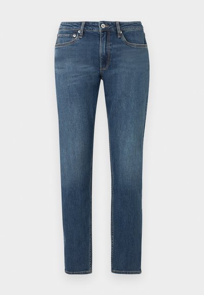 Jean denim bleu à jambe droite avec cinq poches, fermeture par bouton, et légère décoloration sur les cuisses avant sur fond blanc.
