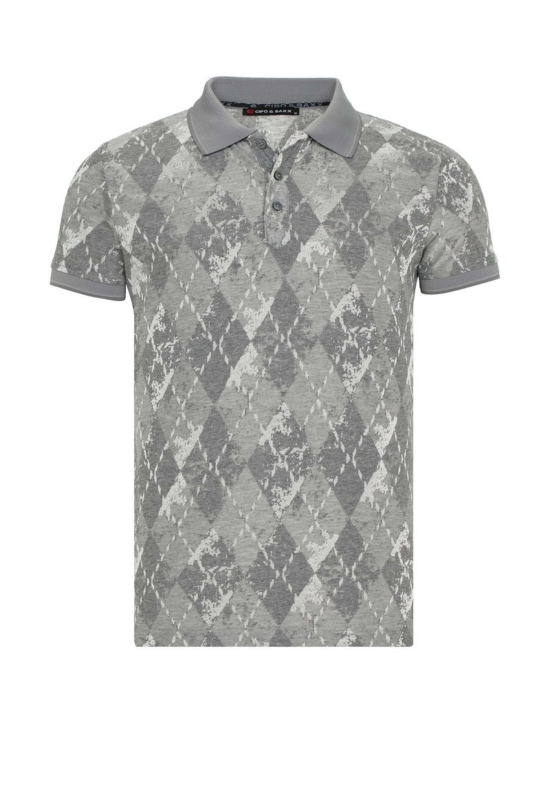 Polo shirt grigio a maniche corte con un colletto a tre bottoni e un motivo astratto a rombi su tutta la stoffa.