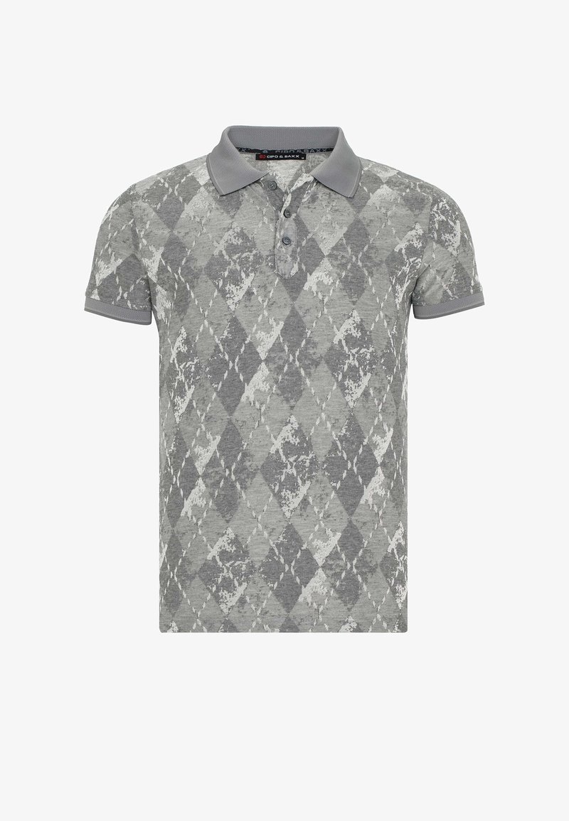 Polo shirt grigio a maniche corte con un colletto a tre bottoni e un motivo astratto a rombi su tutta la stoffa.