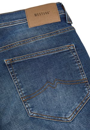 Mustang, CHICAGO, niebieski denim