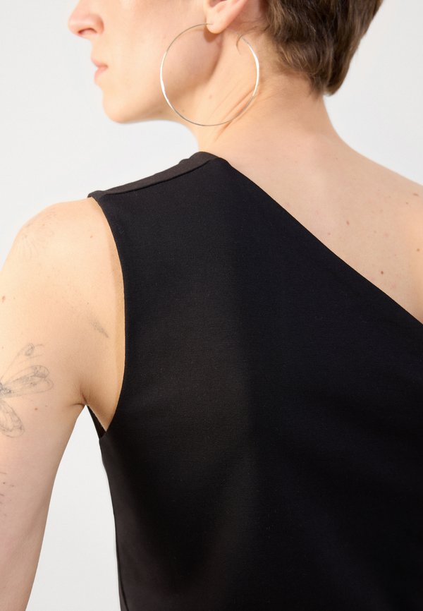 ASYMMETRIC ONE SHOULDER - Top2