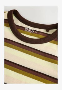 Wybrany, ecru chocolate stripe