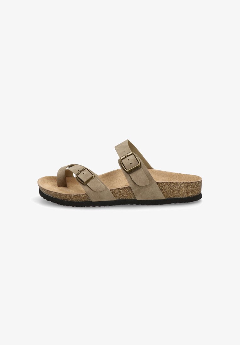 Sandalias de ante marrón con dos correas ajustables y hebillas. Plantilla de corcho y suela de goma negra. Diseño minimalista con un perfil plano.