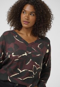 Kaffe Curve PRINTED - Blouse - windsor wine/black flower