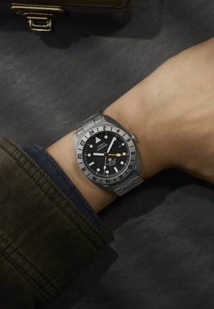 Timex, EXPEDITION PIONEER - Uhr - grey