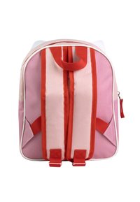 Zaino rosa con strisce rosse orizzontali, dotato di maniglia superiore e spallacci regolabili, realizzato in tessuto resistente con una texture liscia.