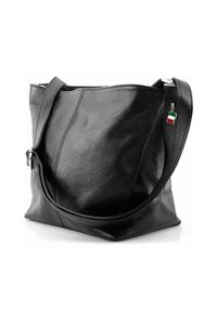 Zwarte leren schoudertas met een gestructureerde oppervlakte, een slouchy ontwerp en een korte schouderband. Bevat een klein accent van de Italiaanse vlag.