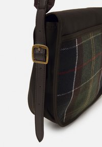 Thumbnail Image 4