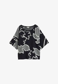 Wybrany, floral knit jacquard design
