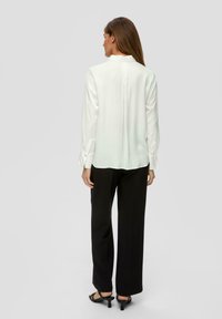s.Oliver BLACK LABEL Overhemdblouse - creme