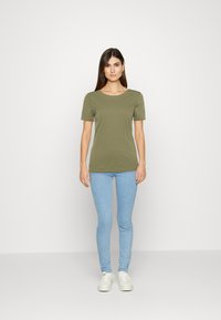 s.Oliver T-shirt basic - olivgrün