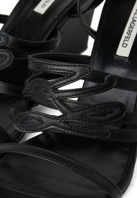 KARL LAGERFELD RIALTO - Sandale s punim potplatom - black