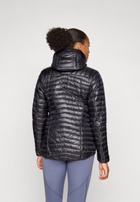 Norrøna TROLLVEGGEN SUPERLIGHT HOOD - Tolldzseki - caviar black