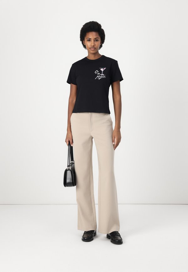 DESTREL - Print T-shirt3