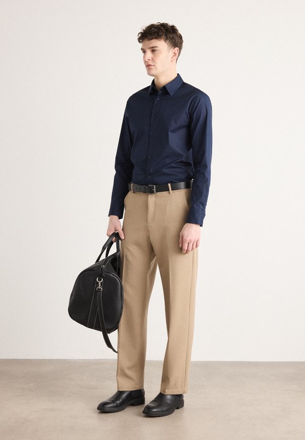 SOLID STRETCH SLIM SHIRT - Formal shirt - dark sapphire3