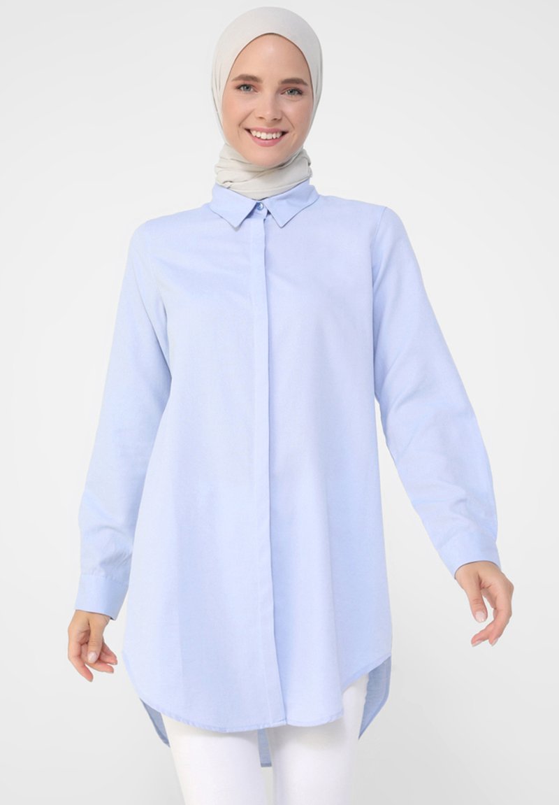 Modanisa Blue Modanisa POINT COLLAR -REFKA - Hemdbluse - light blue/hellblau - Zalando.de