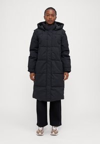 Vero Moda Petite VMMARGARET LONG COAT - Ziemas mētelis - black