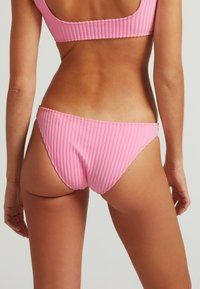 Robin Collection FLAMINGO - Braguita de bikini - rosa