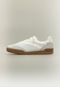 Sélectionné, white